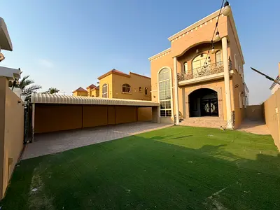 🏡 فيلا فاخرة للإيجار السنوي – المويهات 1 | عجمان–قريبة من شارع الشيخ محمد بن زايد (E311)