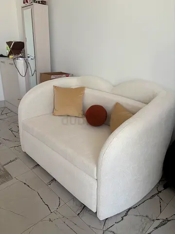 Cream Curved 2-Seater Sofa Bed