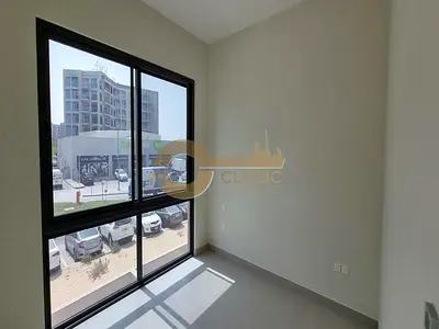 SPACIOUS LAYOUT | LUXURY | MODERN INTERIOR