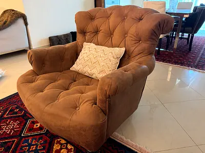The One Furniture Large Brown Tufted Accent Armchair - Comfortable and Stylish