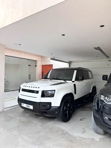Land Rover Defender 2020 GCC Specs