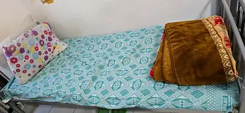 Executive Bachlor for Muslims _ Lower bad 800  upper Bad 700