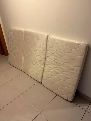 MOVE OUT SALE! Trifold single mattress - fresh, clean, excellent condition
