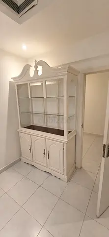 White Wooden Display Cabinet with light / China Cabinet with Glass Shelves