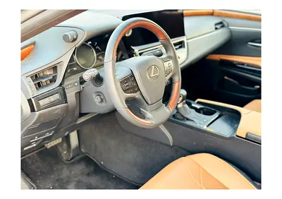 صورة مصغرة 8 لـ 2023 Lexus ES-SERIES