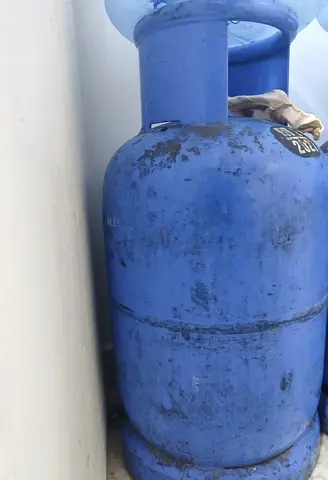 Used Blue Gas Cylinder (Empty/For Refill) - Good Condition