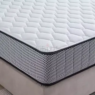 Medium-Firm Pocket Spring Mattress - 25cm Height, 7 Year Warranty - 6 months old and relocation sale
