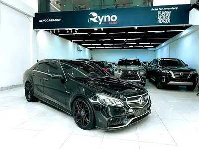 2010 Mercedes-Benz E 63 AMG 6.3L V8 // Cash / Credit Card