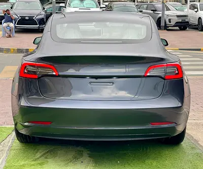 2023 Tesla MODEL 3 — фото 5