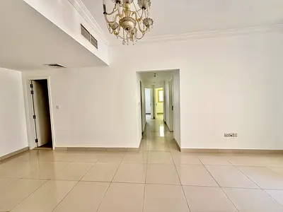 La 3bhk APARTMENT 3 washroom close to Allah city Centre Mota Sharjah La 3bhk APARTMENT 3 washroom close to Allah city Centre Muwaileh Sharjah