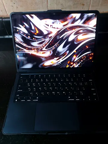 Apple macbook air m3 13 insh 2024