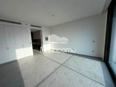 CANAL AND SUNSET SKYLINE VIEW | HIGHEST FLOOR | BRAND NEW