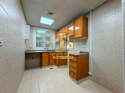 Spacious 2 BHK | 3 Bathrooms | Storeroom