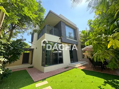 End Unit | Corner | Largest Plot 2E