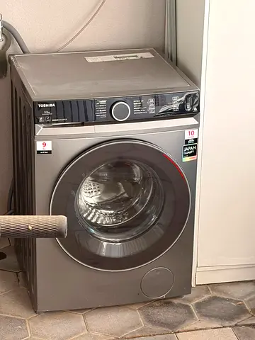 Toshiba Front Load Washing Machine - 9kg, Good Condition