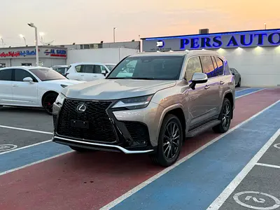Lexus LX 700h F-Sport