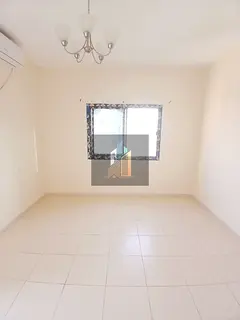 Neat and clean apartment, family building - Premium location with free parking