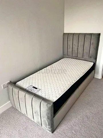 Luxury Fabric Bed Frame With Mattress Stylish Modern Design Headboard