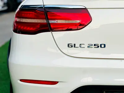 صورة مصغرة 8 لـ 2018 Mercedes-BENZ GLC