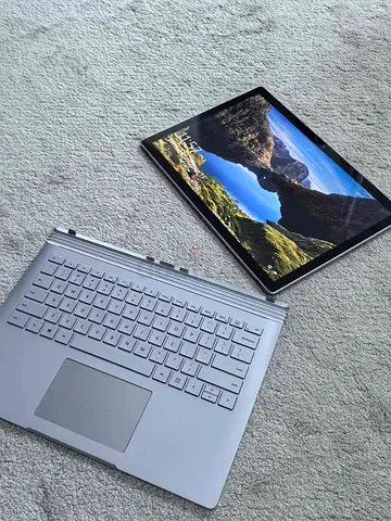 Surface Book 3 (13) 4gb Nvidia - Core i7 - 16gb ram - 256gb SSD - Total Clean