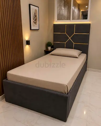 Single upholstered bed with mattress and modern headboard - grey
