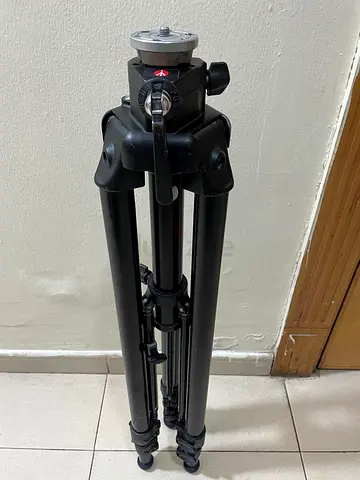 Manfrotto 475b Legs for sale good condition urgent sale