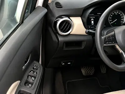 2022 Nissan SUNNY — миниатюра 16