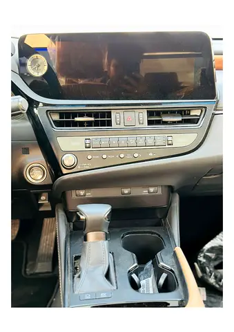 صورة مصغرة 12 لـ 2023 Lexus ES-SERIES