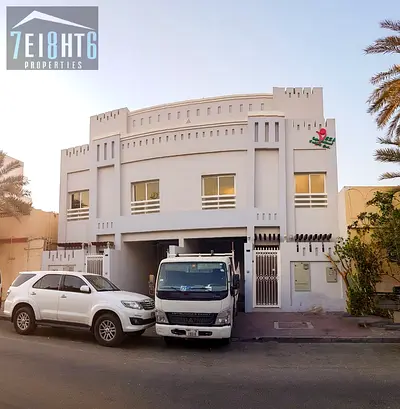 Vastu compliant || Spacious || Easy access || 3 Bedroom || Maids room || Garden in Hor Al Anz