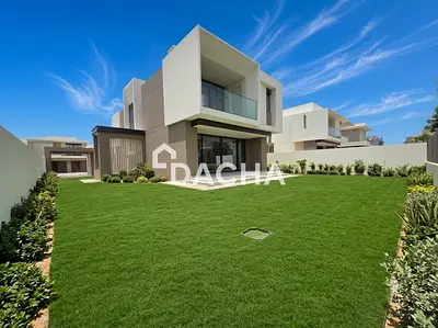 Close to Mall | Near Schools | Main Entrance