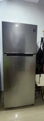 Samsung 2-door Refrigerator