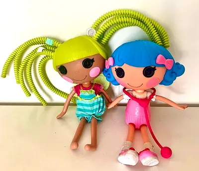 2 x Lalaloopsy Dolls - Pix E. Flutters + Rosy Bumps N Bruises.