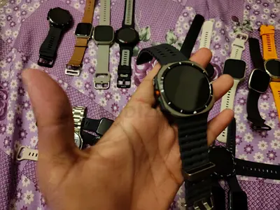 Smart watches lot