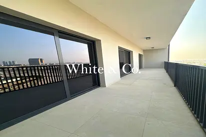 Divine Living | 2 Bed+Maid | Unique Layout