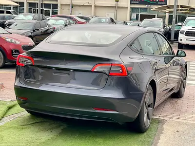 2023 Tesla MODEL 3 — фото 9