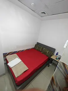 Fully Closed Partition Room