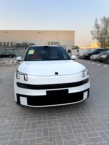 2025 Lynk &amp; Co 900 2.0 Explorer Edition – AED 230,000 - Brand New