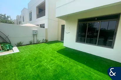 Single Row | Type 2 | Landscaped