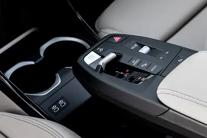 صورة مصغرة 10 لـ 2025 BMW X1