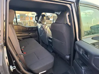 صورة 6 لـ 2025 Toyota PRADO