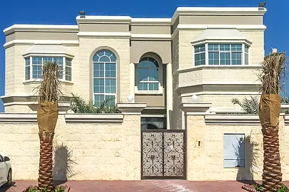 Classic Luxury | Spacious 6 BR Villa | Al Barsha 2