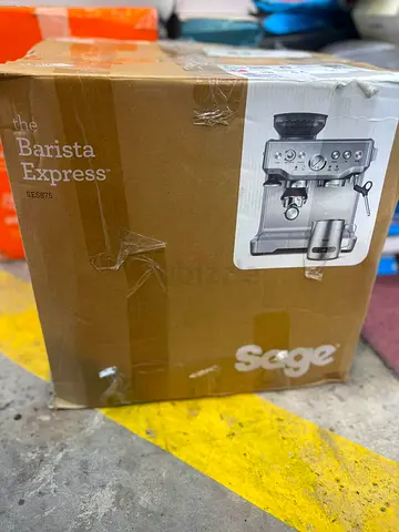 SAGE The Barista Express Coffee Machine