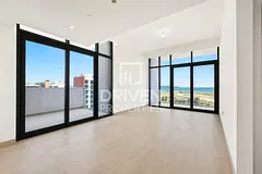 High Floor | Kitchen Appliances | Community View