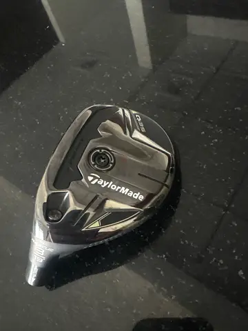 TaylorMade Qi35 3 hybrid Golf Club Head Left Handed - Brand new