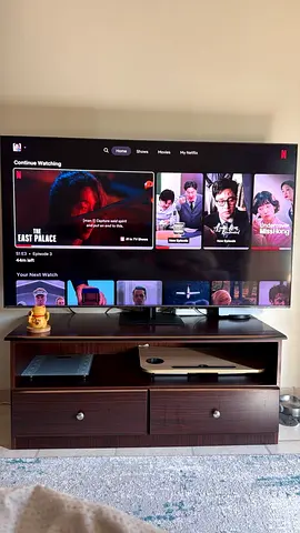 Samsung Smart QLED TV table mount