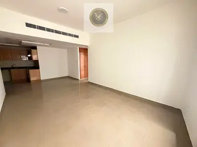 Spacious One Bedroom Apartment for Rent With Free Month Close to All Amenities And Flexible Payments Built in Wardrobes