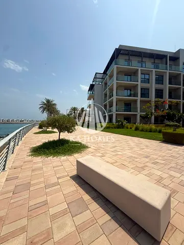Pay a 25% down payment, take possession of the property, and pay the balance in installments over 5