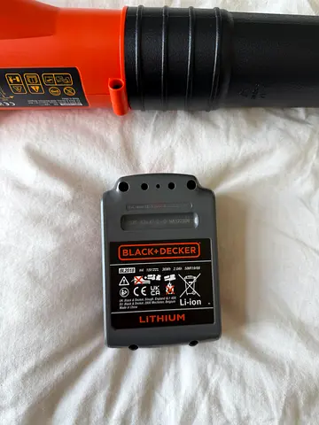BLACK+DECKER 18V Cordless Leaf Blower with Battery  Charger – Used Once
