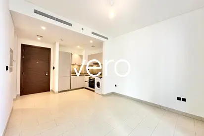 Vacant Unit | Mid Floor | Motivated Seller