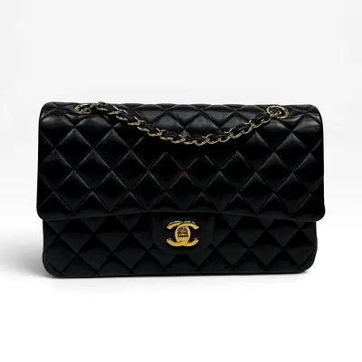 CHANEL MEDIUM CLASSIC DOUBLE FLAP BLACK LAMBSKIN WITH GOLD HARDWARE